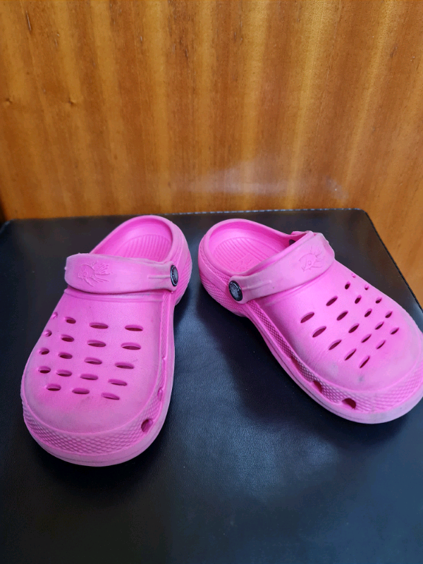 pink crocs size 12